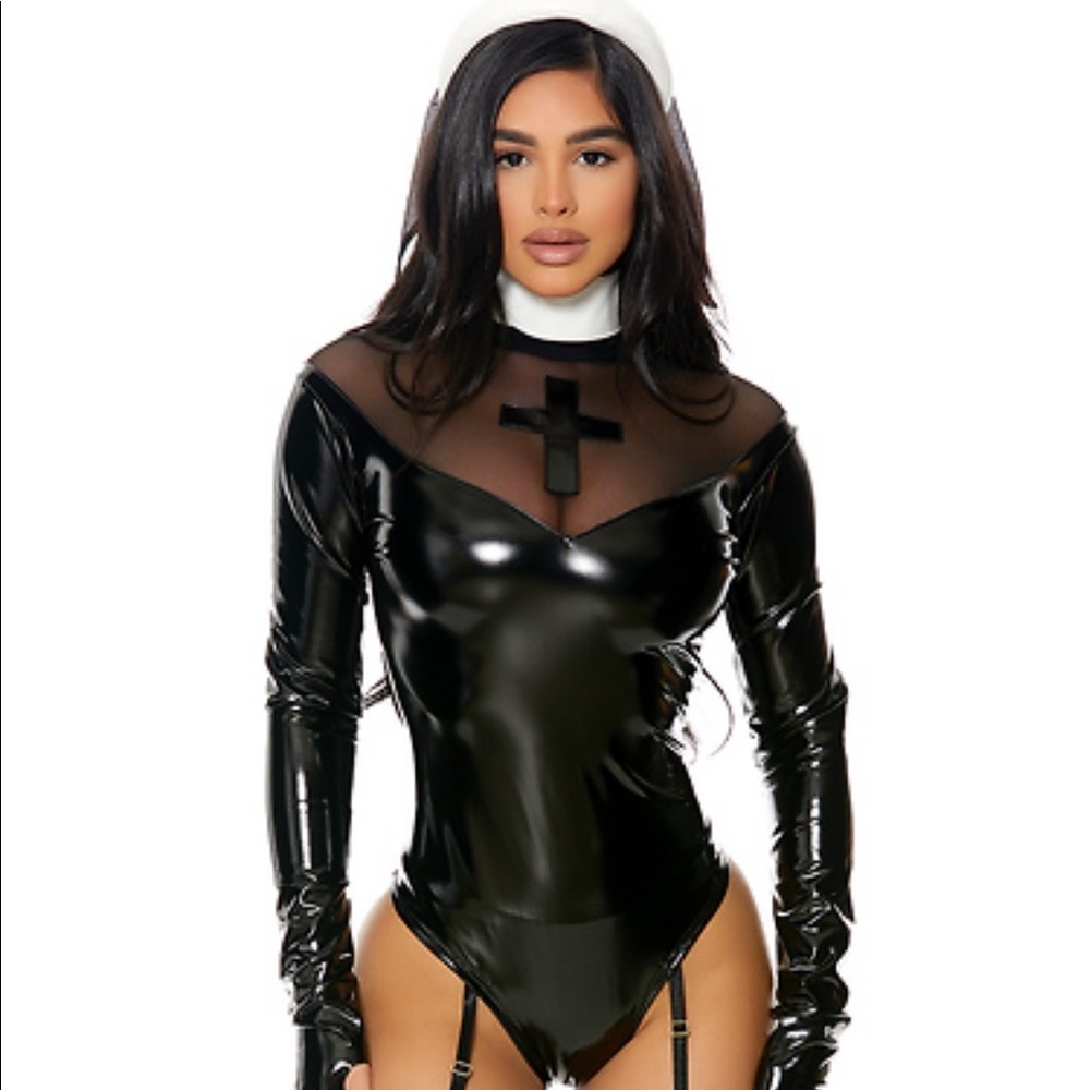 Sexy nun costume
